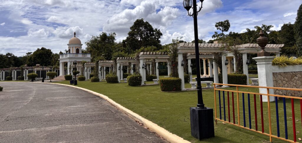 angelicum.-memorial-graden